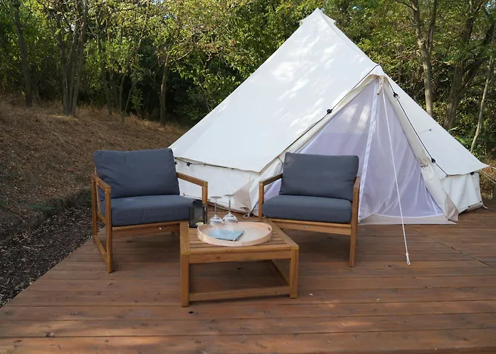 Glamping Nad Vinicemi - Kousek Od Brna Luxussátor Vinicne Sumice